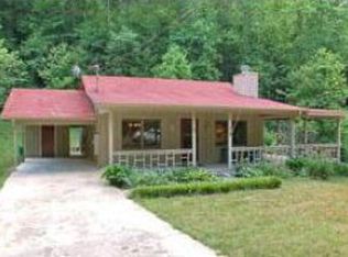 914 Mountainview Dr, Canton, NC 28716