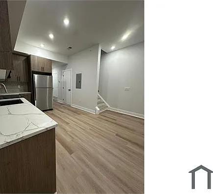 820 N 40th St #2 — Photo 17