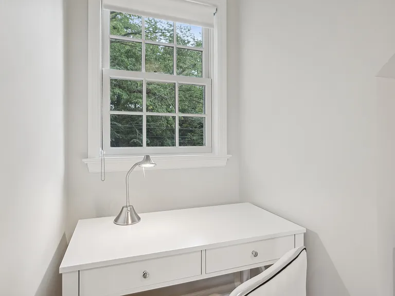 39 Linden Ln — Photo 19