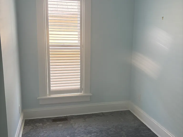 226 W 2nd Ave — Photo 11