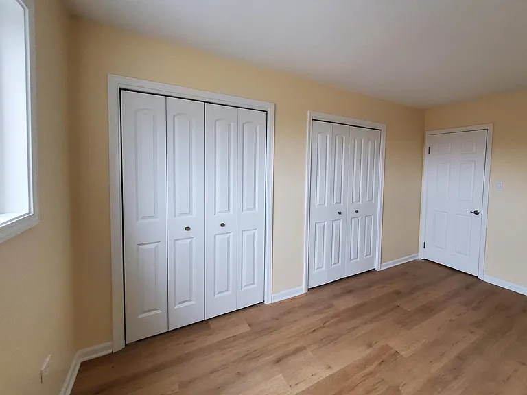 8974 N Western Ave — Photo 7