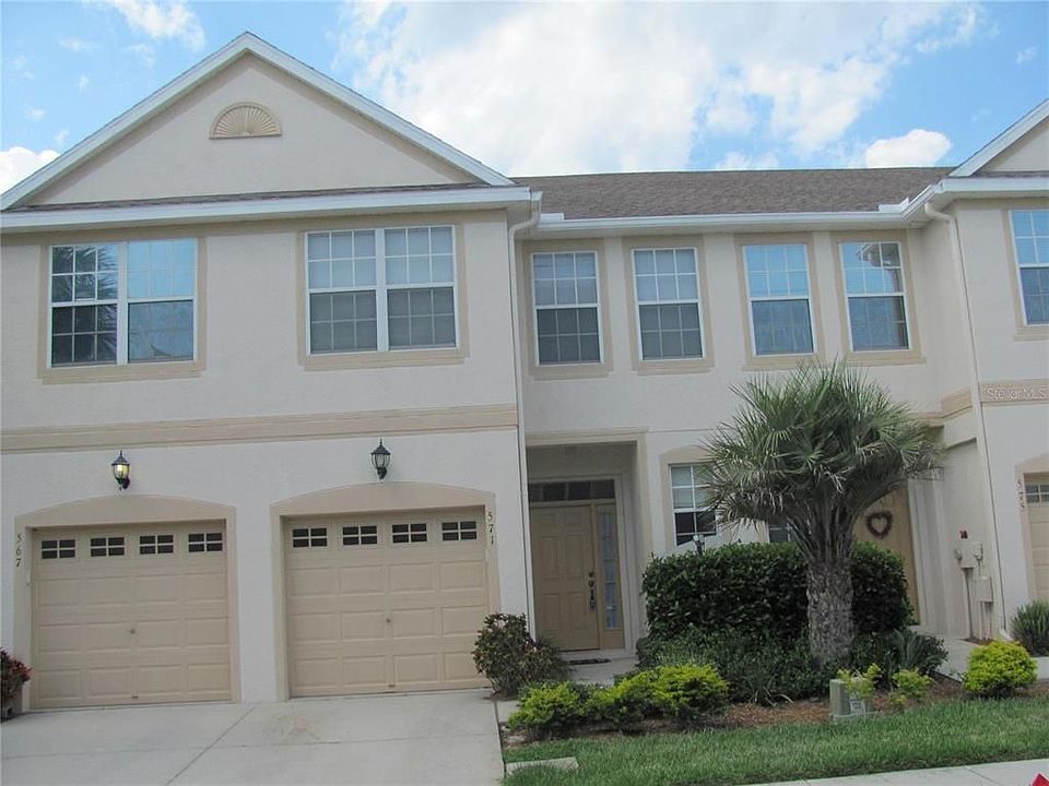 1st image of 571 Shoreham Ct NE