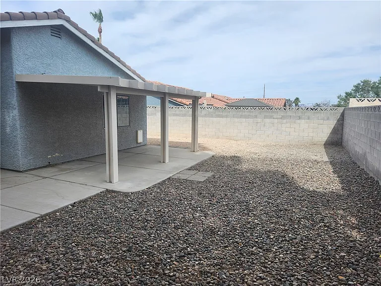 7329 Lattimore Dr — Photo 23
