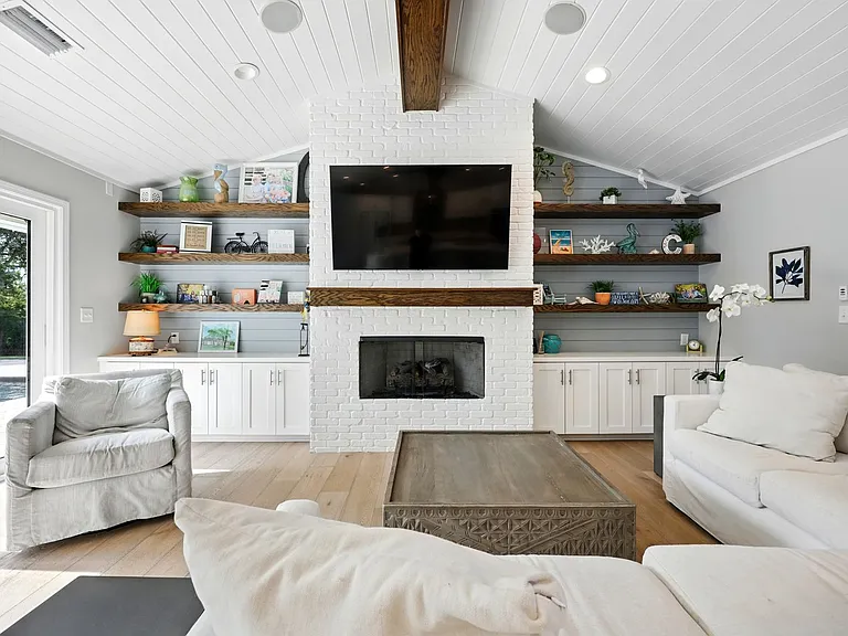302 Pablo Rd — Photo 10