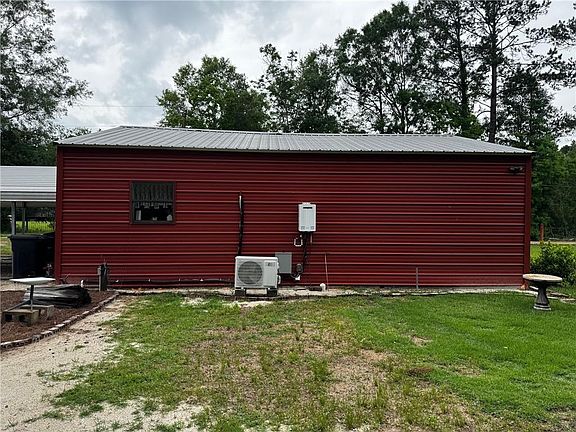 3rd image of 14056 Brandy Ln