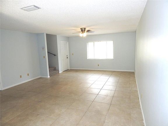2nd image of 1059 6th Ave