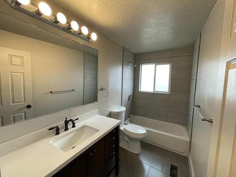7792 W Glenwood Ave — Photo 9