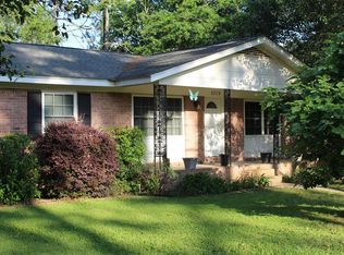 2209 Davis Ave, Tifton, GA 31794
