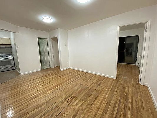 3rd image of 104-22 46th Ave #3A