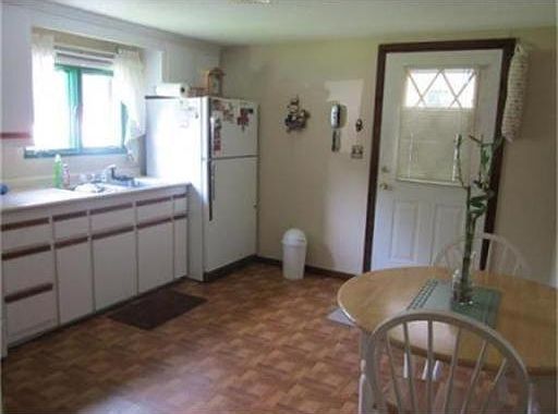 4th image of 298 South St