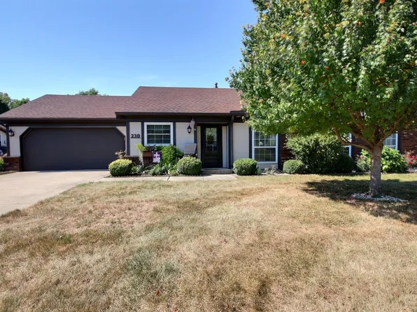 230 S Baxter St, Auburn, IN 46706