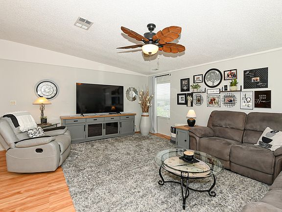 2nd image of 8009 Meadowlark Lane