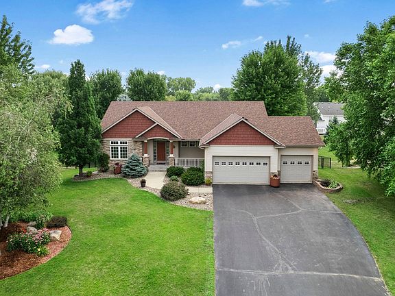 2nd image of 19645 Camrose Way