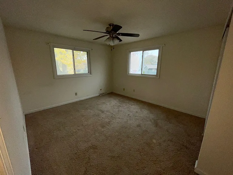 2259 W Columbia Ave — Photo 7