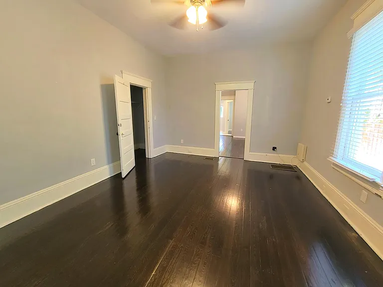 1720 W Hills Ave #1 — Photo 6