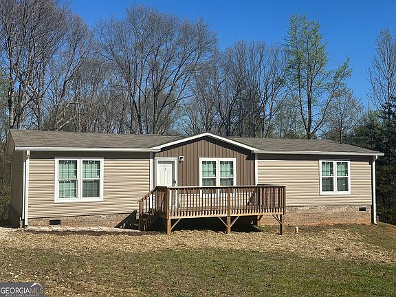 2nd image of 183 Aspen Ln