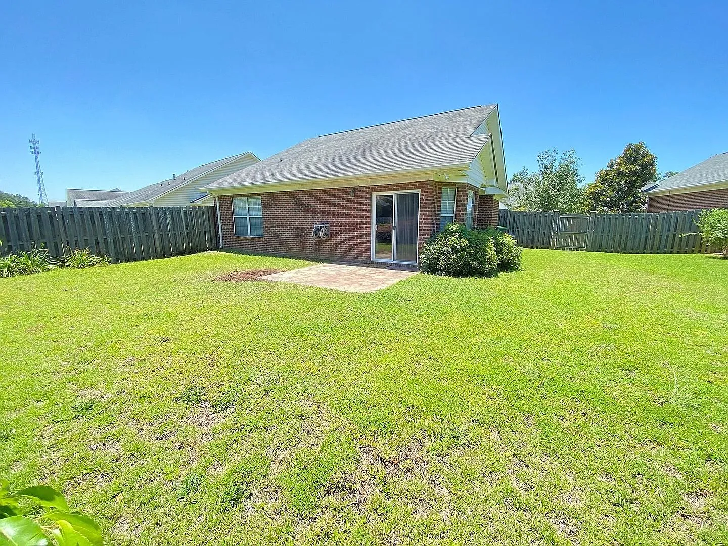 2 bedroom 2 bath ranch home in Saluda River Club — Photo 2