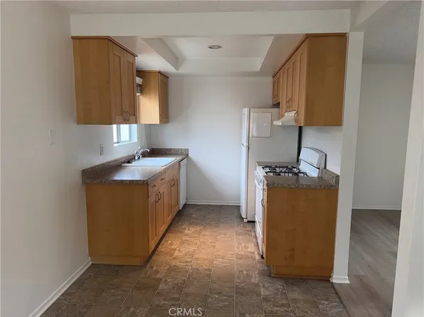 16703 Lynn Ln APT D, Huntington Beach, CA 92649