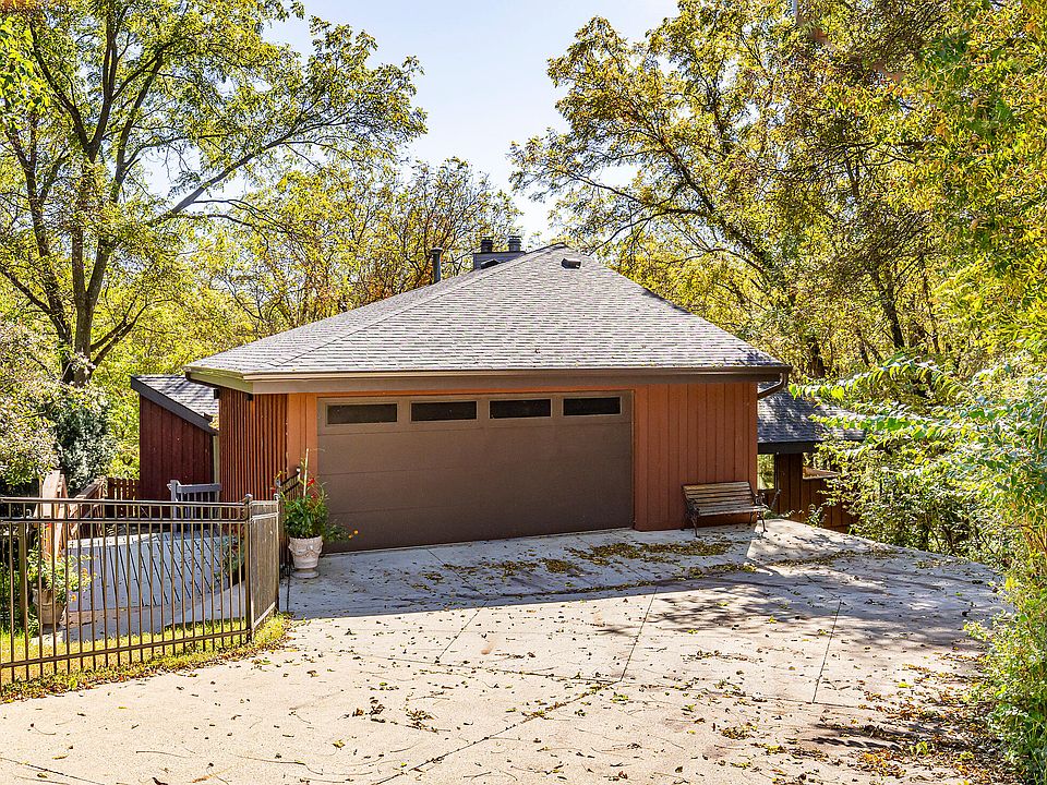 1st image of 4702 Dover Dr