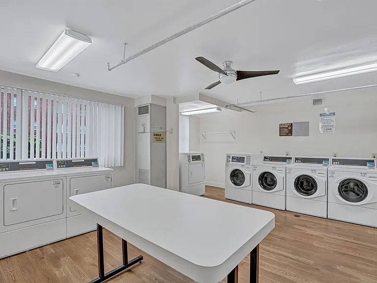 Glebe House Apartments — Photo 24