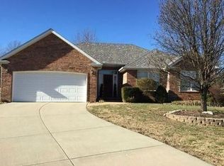 5537 S Maryland Ave, Springfield, MO 65810