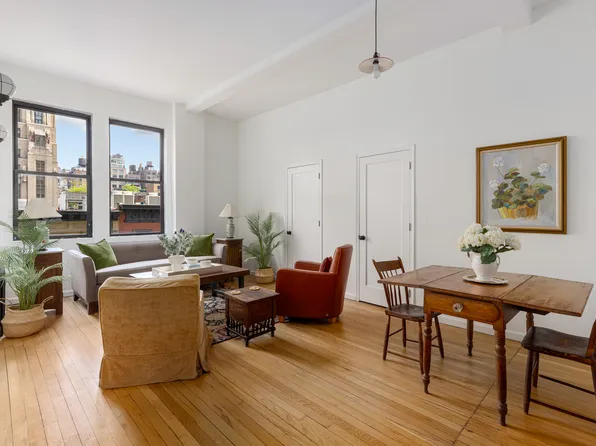 140 West 69th Street 56A image 2 of 8