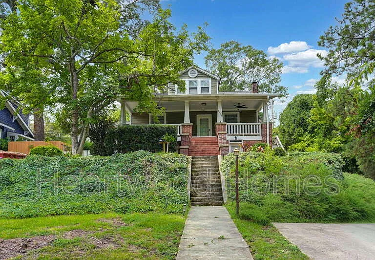 2417 Clark St #B — Photo 39