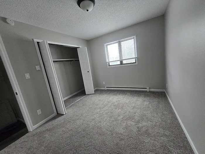 700 Great Plains Ct #UPPER LEVEL — Photo 9