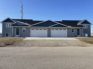 3679 E Rubyred Dr, Appleton, WI 54913