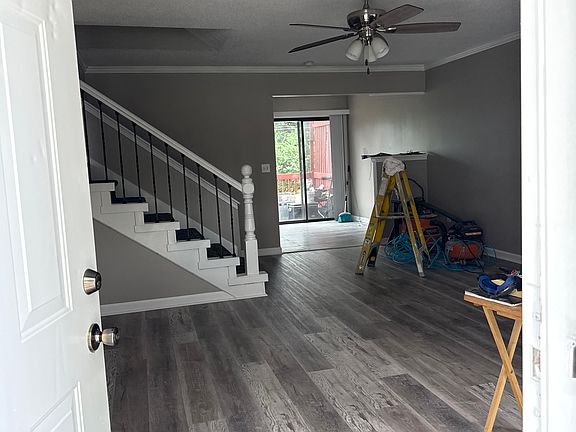 4th image of 1733 W Prairie St #1733