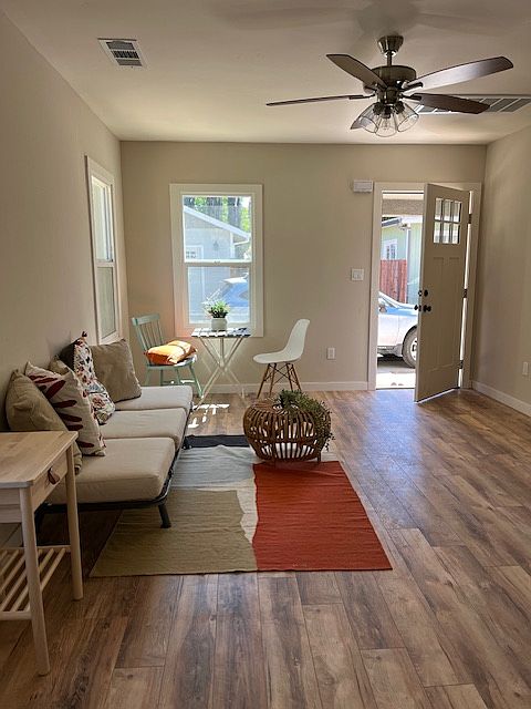 Welcome to 2710 39th St. Enter into this beautiful living space with natural lighting from three windows, wood laminate flooring, cool and comfortable with central heat and air, dual pane windows and ceiling fan.