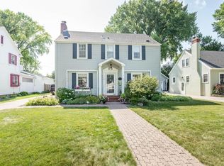 1545 8th St S, Fargo, ND 58103