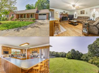1751 Oakdale Dr, Dandridge, TN 37725