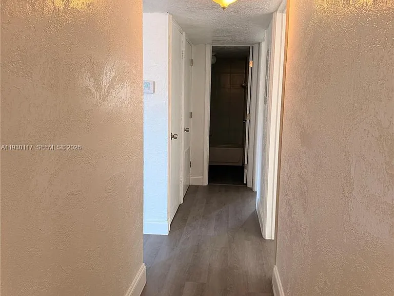 1123 NW 27th Ave #1 — Photo 6
