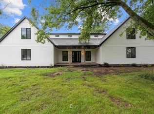 12550 Day Rd, Mishawaka, IN 46545