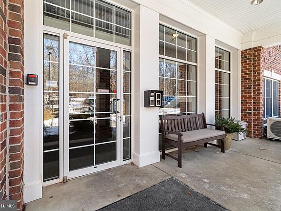 3rd image of 12000 Tralee Rd Unit 402