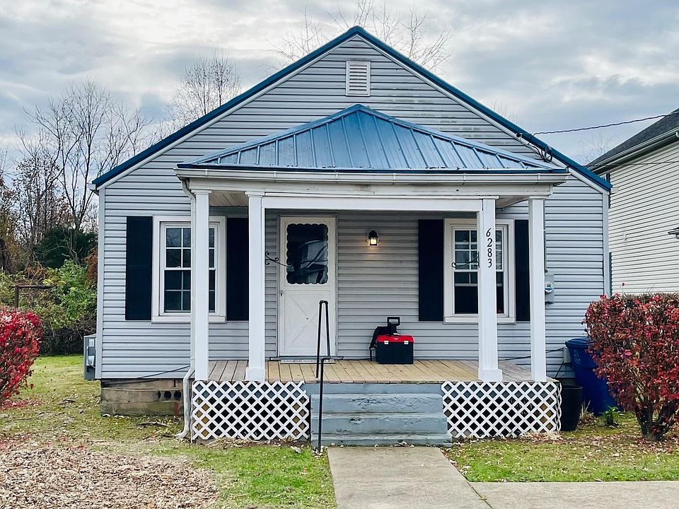 Wonderful Single Family Home Located on East Pea Ridge Road in Huntington, WV near Barboursville.