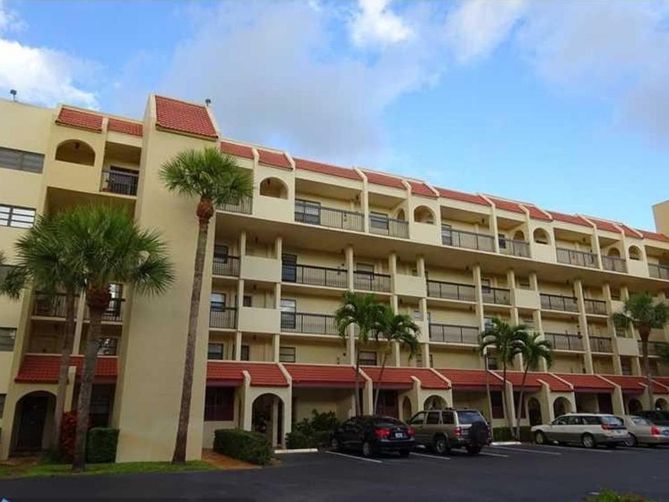 1st image of 3650 Environ Blvd