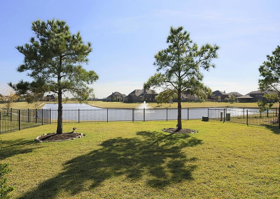 1st image of 8603 Cape Royal Dr