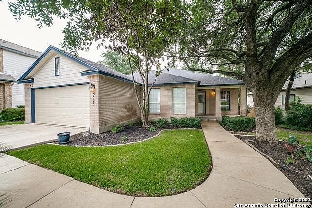 1st image of 5823 Rolling Forest Dr