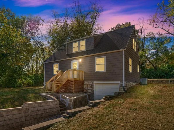 5230 Raytown Rd, Raytown, MO 64133