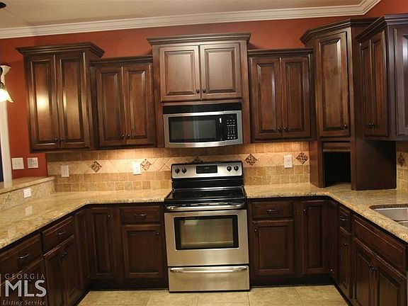 3rd image of 203 Candler Dr