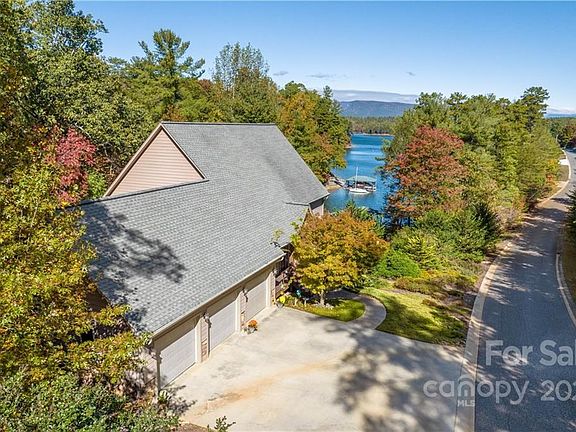 2nd image of 2301 Mallard Cove Dr