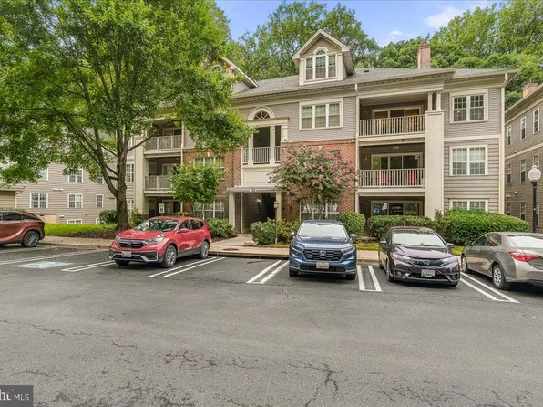 111 Timberbrook Ln APT 102, Gaithersburg, MD 20878
