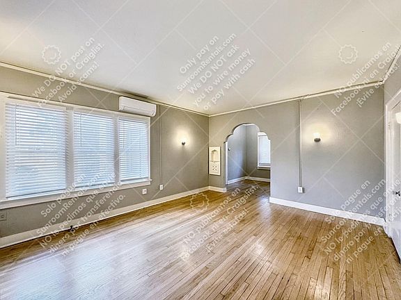 5th image of 128 W Magnolia Ave APT 4