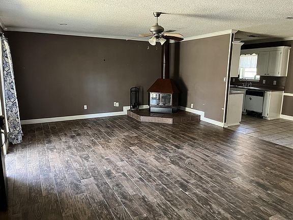 2nd image of 9471 Blom Blvd