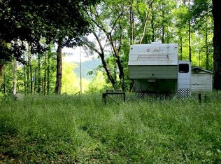 3952 W Old Murphy Rd, Franklin, NC 28734