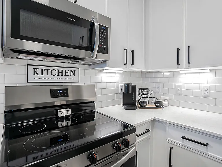 Joy Park Luxury Apartments — Photo 21