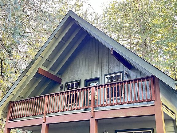 Swiss Chalet Cottage 5