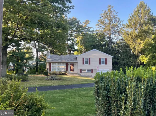 1 Penarth Dr, Wilmington, DE 19803